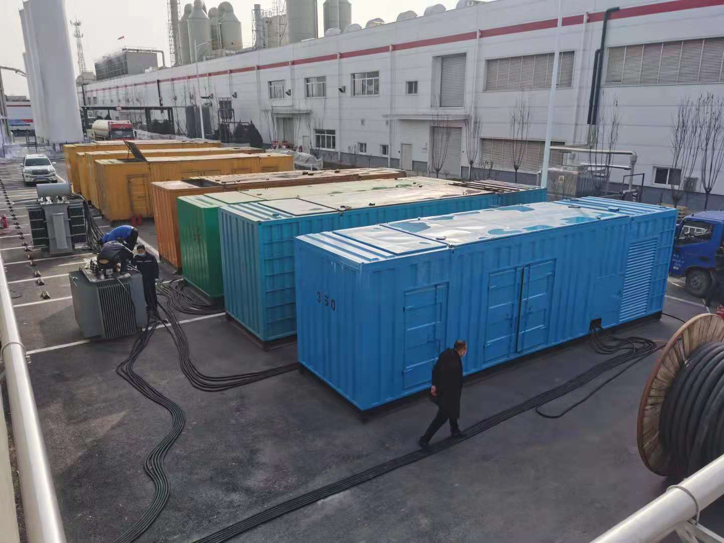 镇赉发电机出租-两相发电机与三相发电机有何区别?