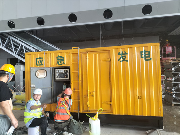 镇赉怎样判断空气滤清器是否需要更换？